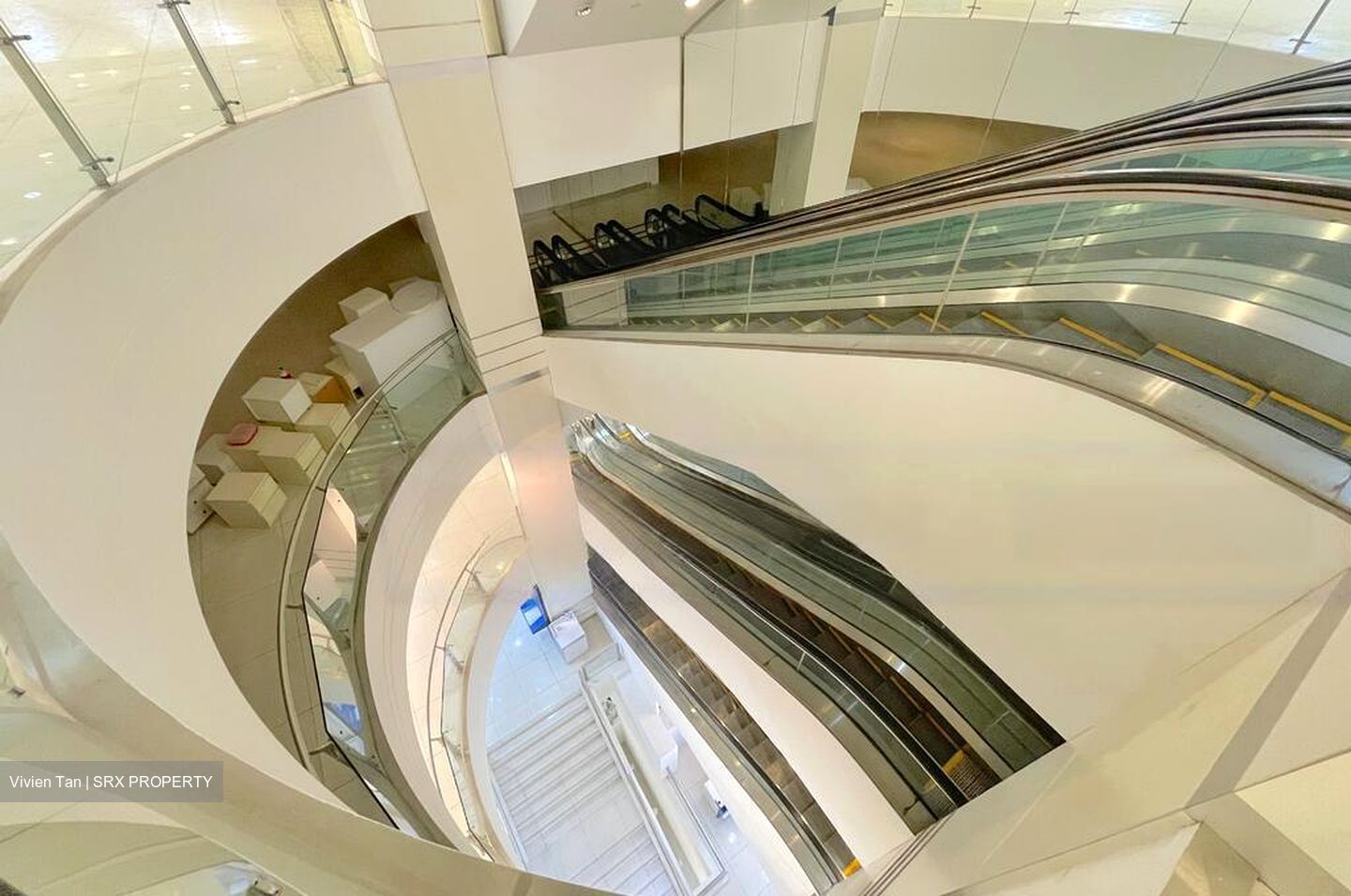 Orchard Emerald Centre (D9), Shop House #459037561